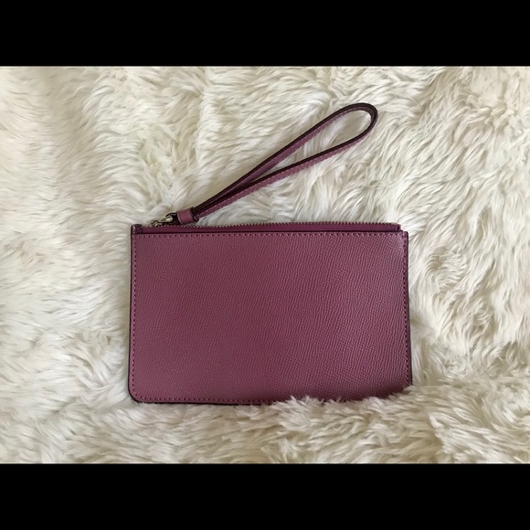 SOLD - Coach Fuschia Glitter Wristlet - NWT - Picture 8 of 10